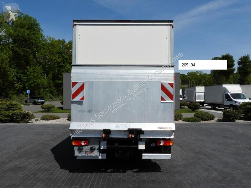 Camion Renault MASTER  KONTENER WINDA 8 PALET...