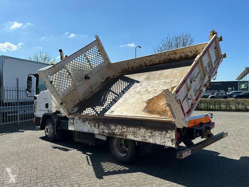 Kamion MAN 8.220 2 sides tipper Kipper