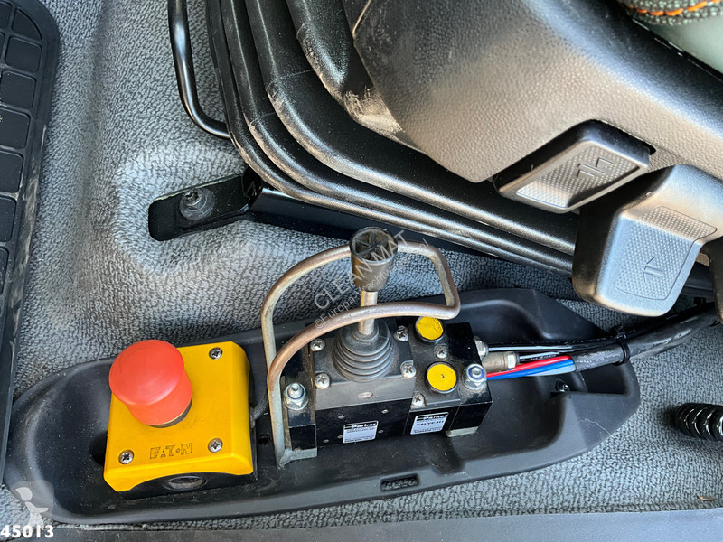 Kamion Volvo 350 Hyvalift 14 Ton portaalarmsysteem