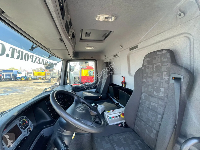 Camion Mercedes 2631 MP2 V6 Long Chassis 6x4...
