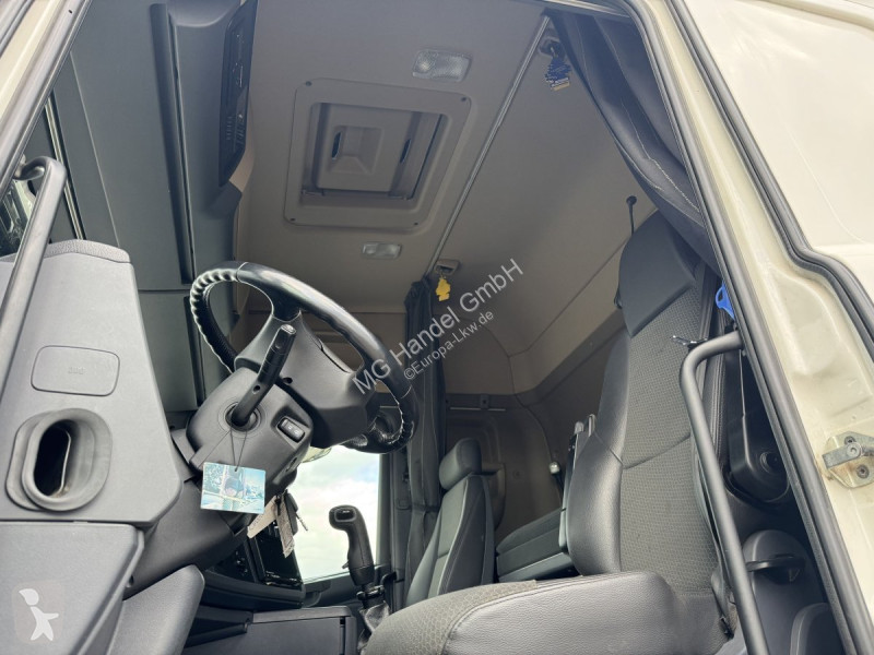 Camion Scania G490 6X6  Blatt-Blatt Penz Kran...