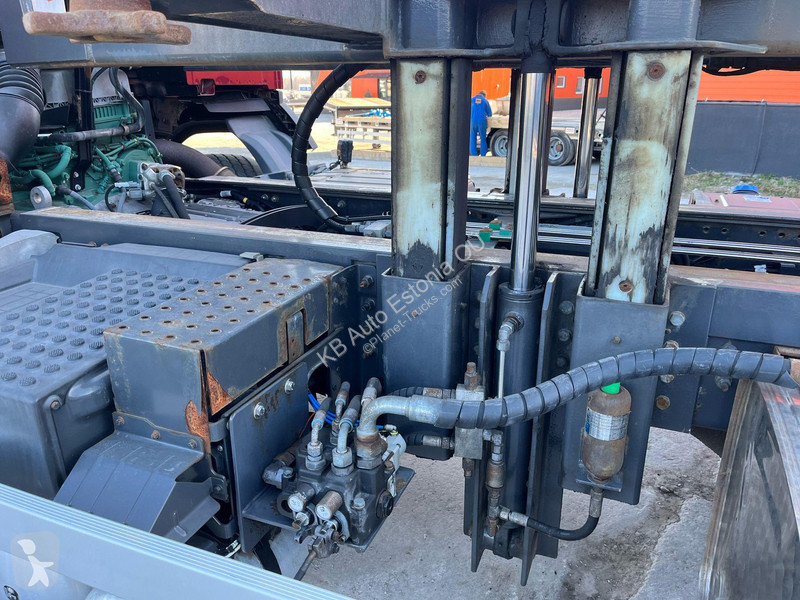 Kamion Volvo FM 330 6x2*4 ONLY 57587 km !!! /...