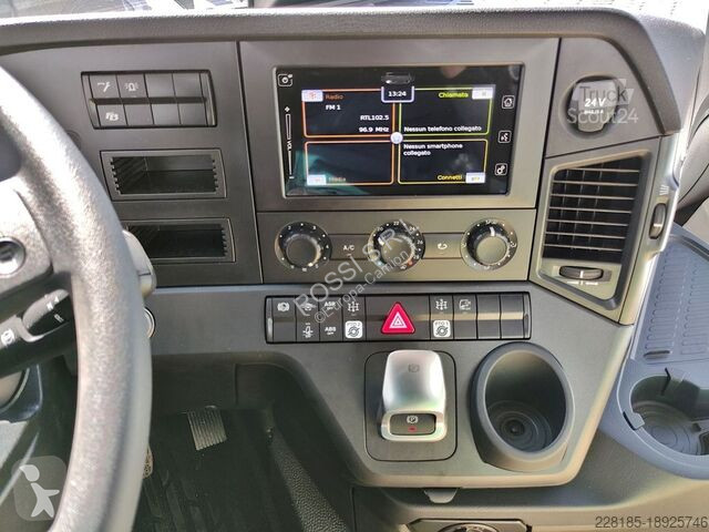 Camión Mercedes 4148 K 8x4/4