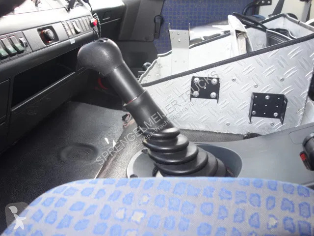 Camion MAN 220C GODIVA POMP 2000 LITER...