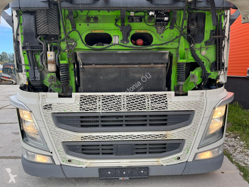 Kamion Volvo FH 460 6x2*4 FOR SALE AS CHASSIS /...