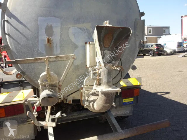 Kamion Mercedes MB 6X4 VACUUM TOILET TRUCK WITH...