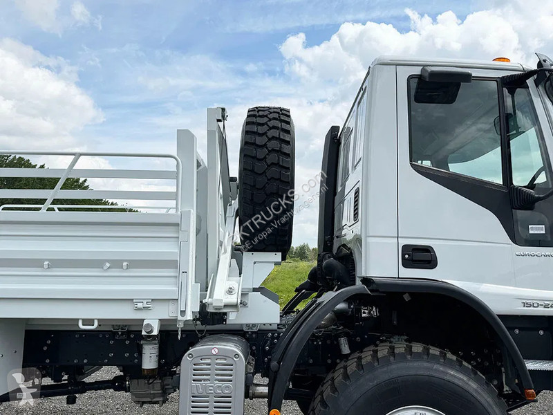 شاحنة Iveco EuroCargo 150 Flatbed with Sides