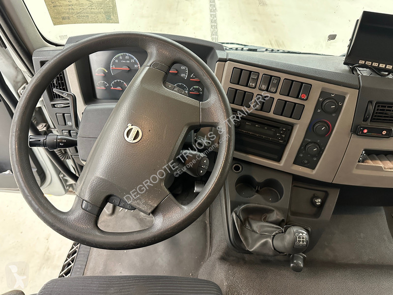 Camion Volvo FL 290