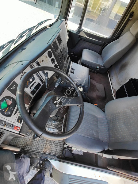 Vrachtwagen MAN F2000 Cormach 22000 E4F + jib