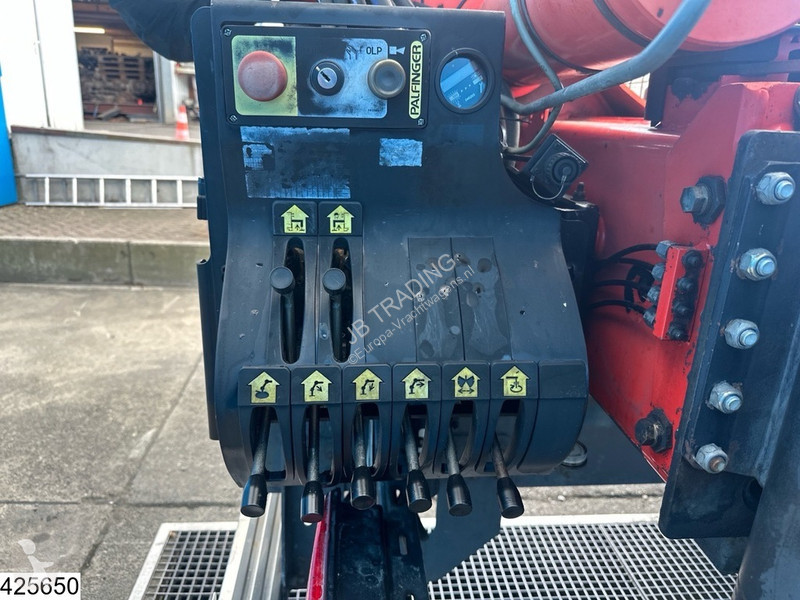 Kamion Volvo 300 6 X 2, Manual, Steel...