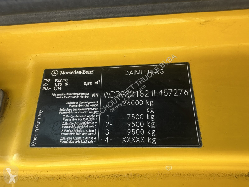 Kamion Mercedes Actros 3348 AK 6x6 Actros 3348...
