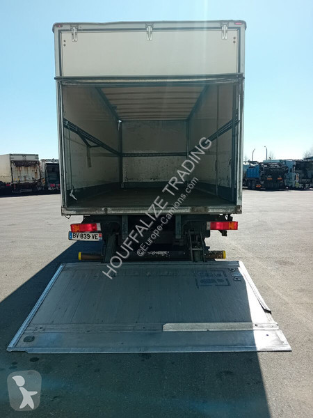 Kamion Mercedes 1222
