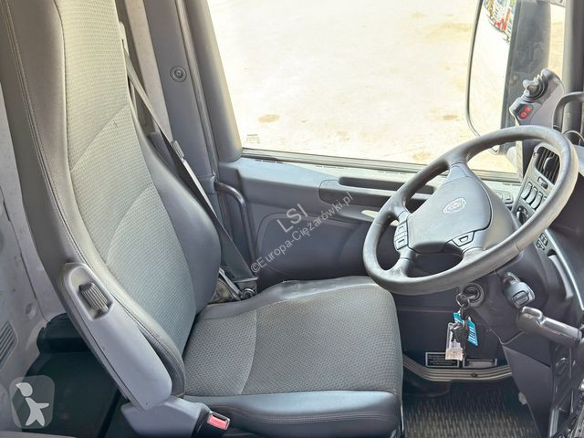 Camión Scania P 360 * ABROLLKIPPER * HIAB  BS...