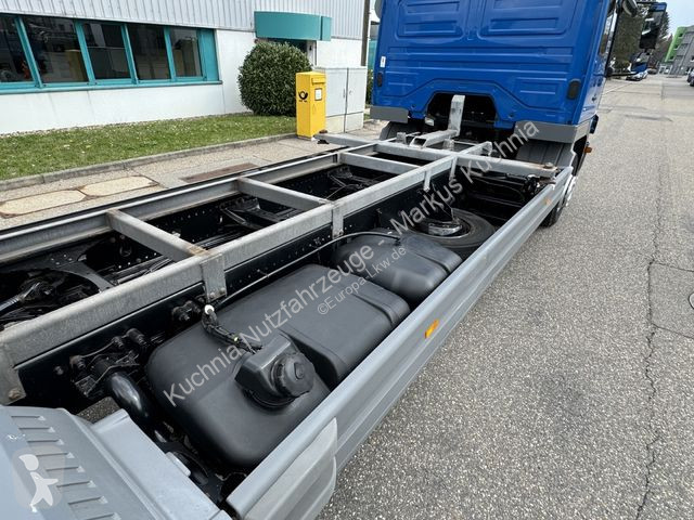Camion Mercedes 1529 LL BDF 6-Sitze Umzug u-LBW...