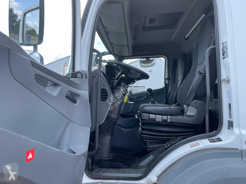 Lastbil Mercedes  AXOR 25.33