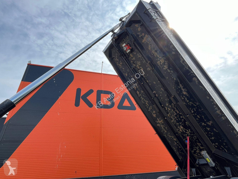 Kamion MAN 35.510 8x4*4 BOX L=6127 mm