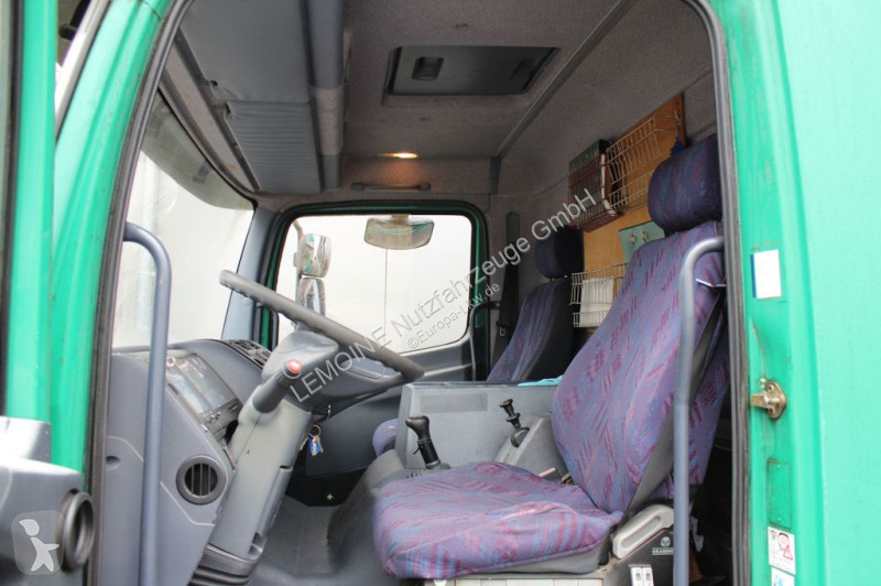 Kamion Mercedes 1523 4x2 Koffer +AHK kein 1517...