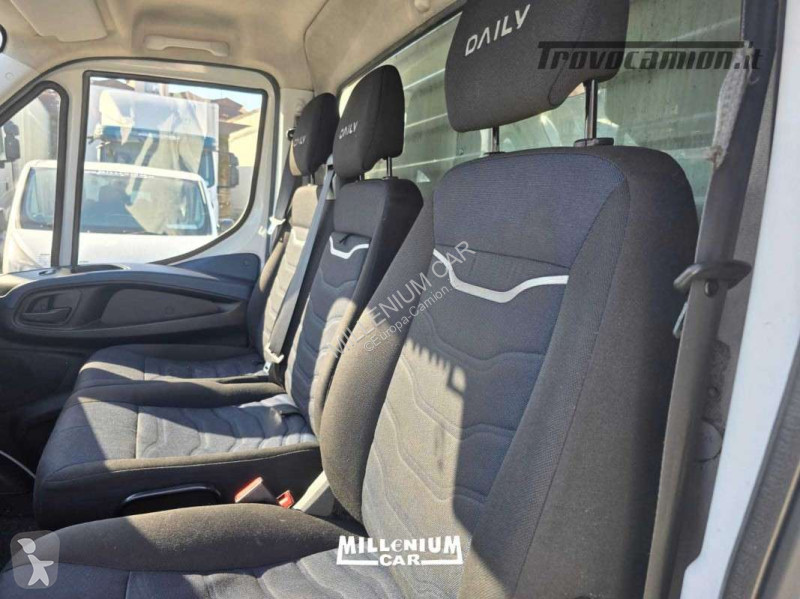 Veicolo commerciale Iveco 35-18 FURGONE 4,50 2020