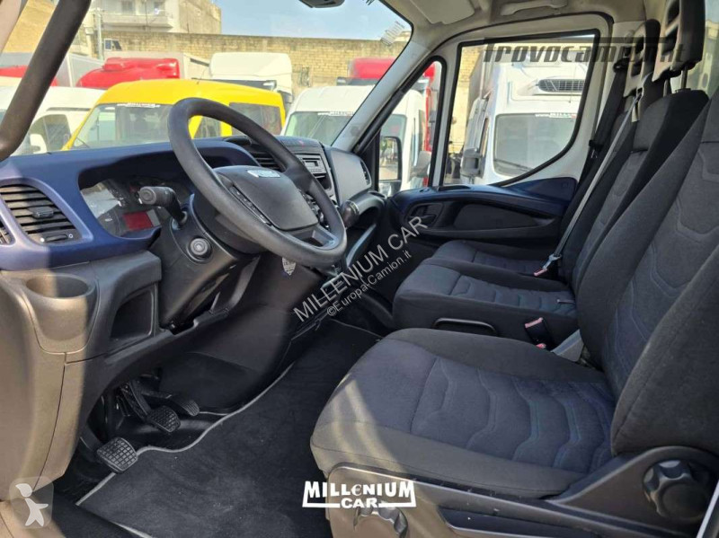 Veicolo commerciale Iveco 35-14 FURGONE 4,40...