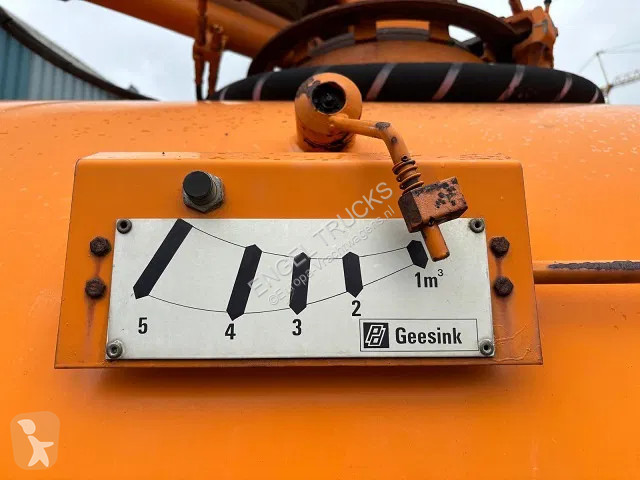 Camion MAN 15.192 (6-CILINDER) WITH GEESINK...