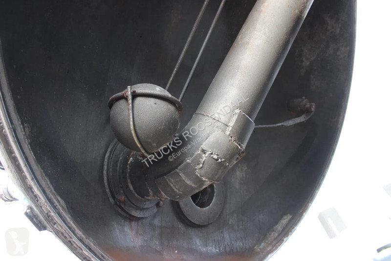 Kamion Volvo 12340 + ADR + stokota 14.000L +...