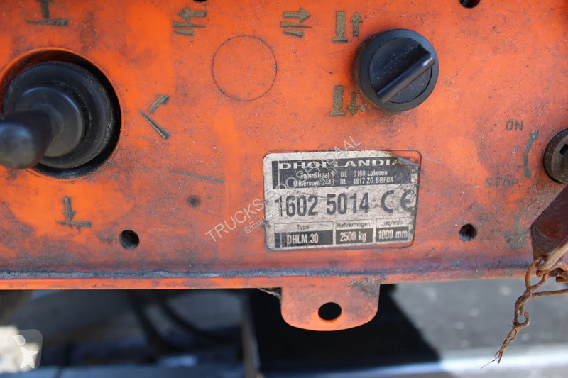 Kamion Mercedes 1924 + THERMO KING 1200 + LIFT...