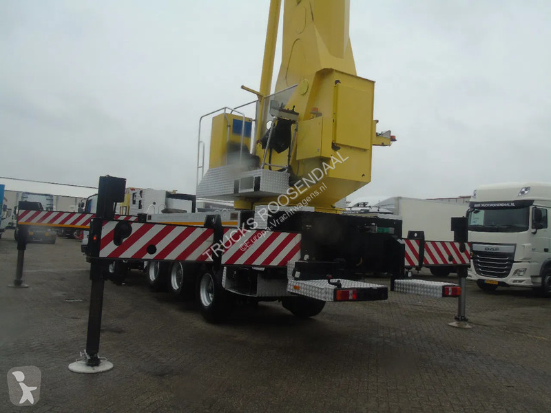 Kamion Mercedes 4148 + 84 meters + 10x4