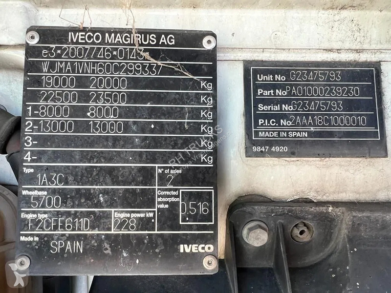 Camion Iveco 310 PALFINGER PK14002 - MOTOR DEFECT