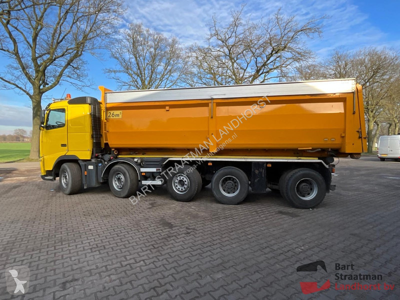 Kamion Volvo 10X4R Euro 5 met 30T HTS Kabel...
