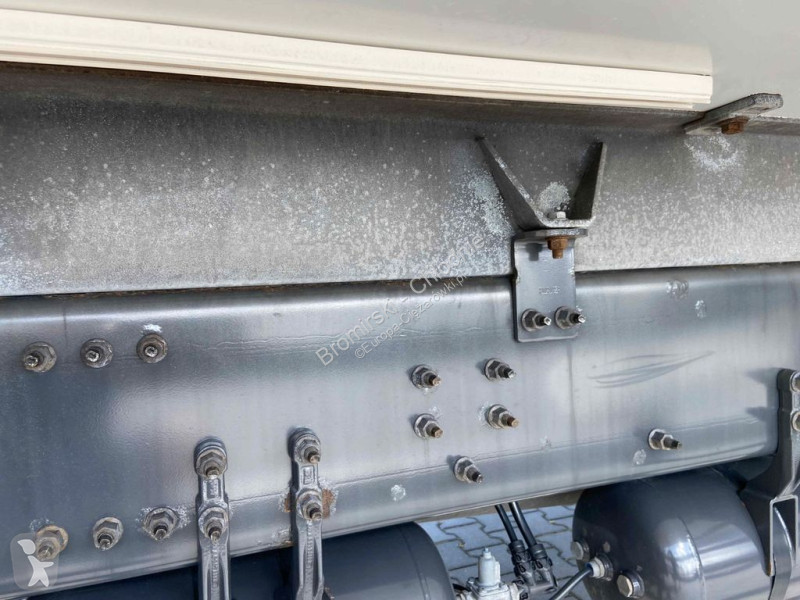 Camion Volvo 420 23 PALETTE LENK ACHSE EURO 6