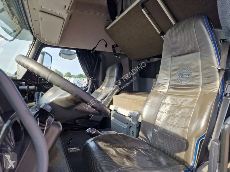 Camion Volvo 16700 Globetrotter 6x2*4 -...