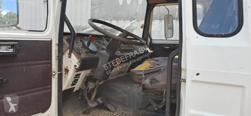 Camion Renault S 130 , 6 Cylinder , 3 Way...