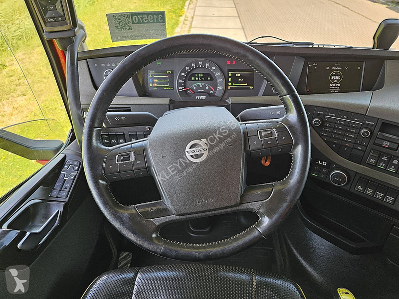 Kamion Volvo FH 650 8X4 RETARDER