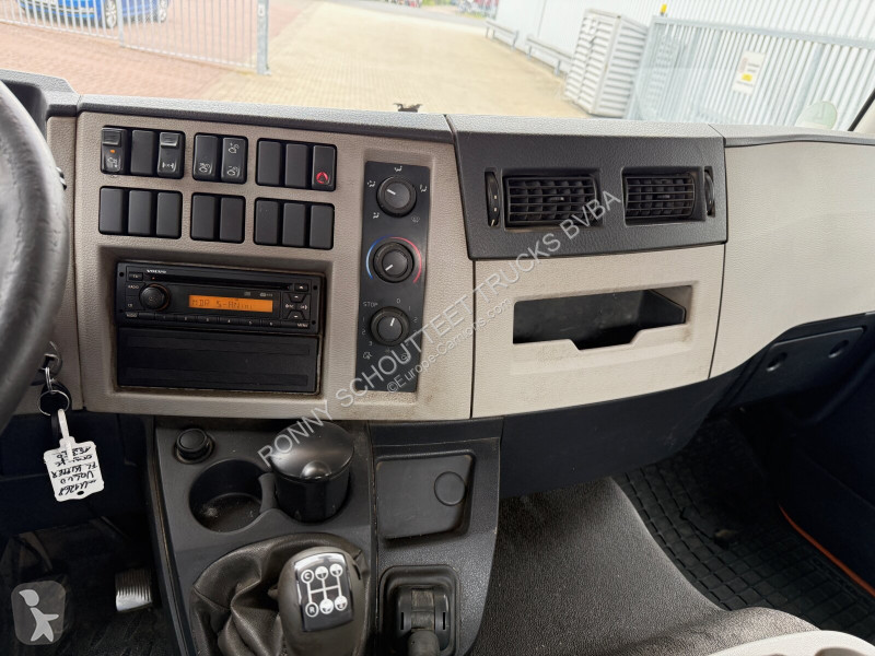 Kamion  FL 240 4x2 FL 240 4x2
