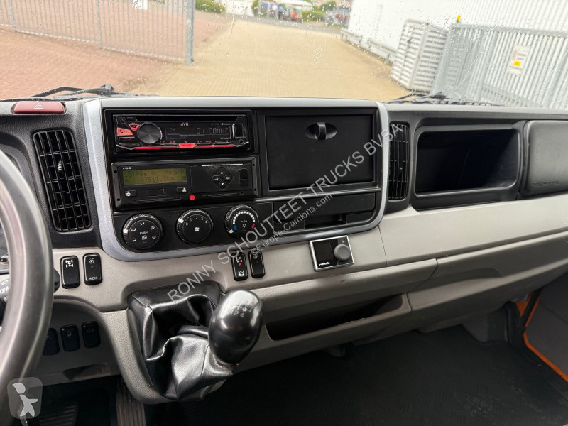 Camion Mitsubishi Fuso 6C18D 4x4 Doka Fuso...