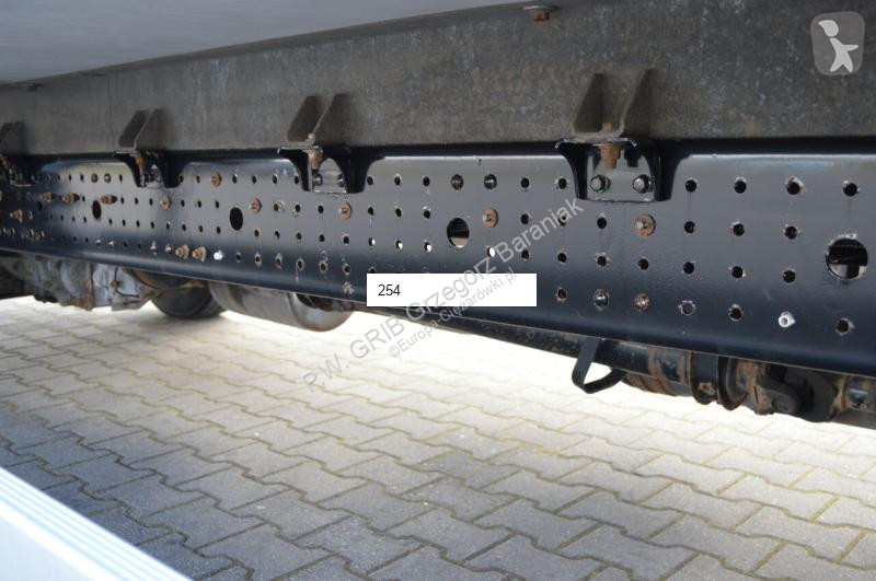 Camion Mitsubishi FUSO CANTER 7C15 REFRIGERATOR...