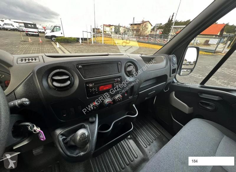 Autoutilitară Renault 145 DCi Refrigerated...