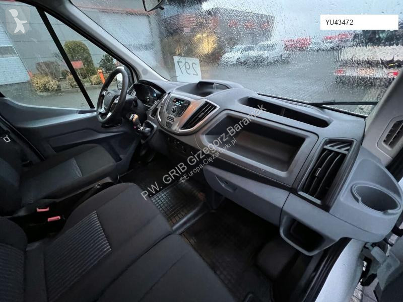 Furgoneta Ford Doka Brygadówka 7-miejsc Plandeka