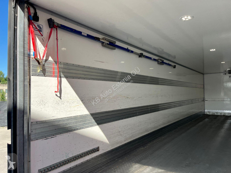 Lastbil Scania P 360 6x2*4 BOX =9725 mm