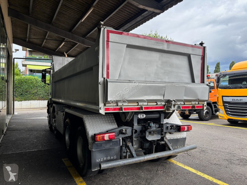 Kamion Mercedes arocs 3251