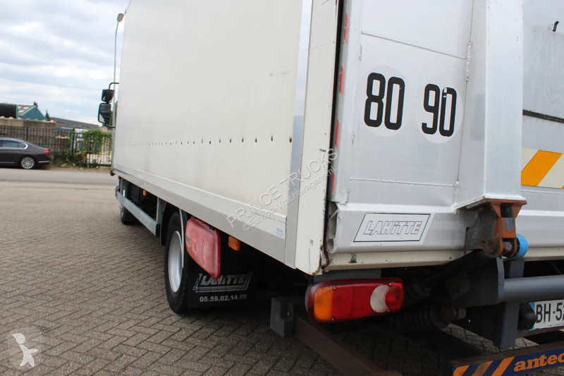 Kamion Renault 220 * EURO5 * MANUAL *