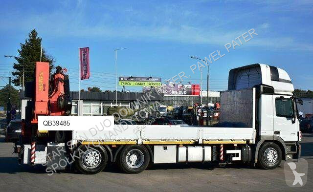 Vrachtwagen Mercedes PK 53002