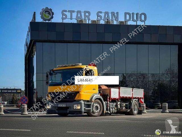 Camión Mercedes AXOR 4x2 HMF 975 HDS Crane...