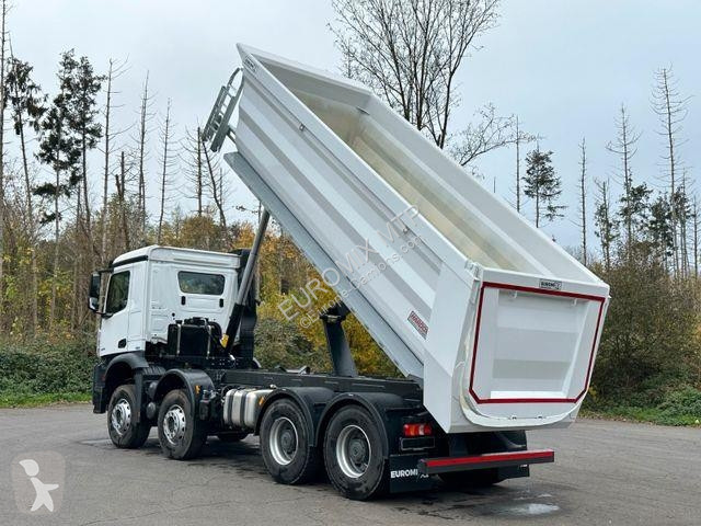 Lastbil  AROCS 5 4145 8X4 E6e EuromixMTP 18m³...
