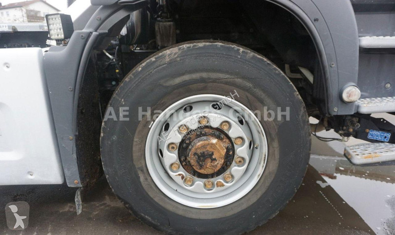 Vrachtwagen MAN TGS 26.500
