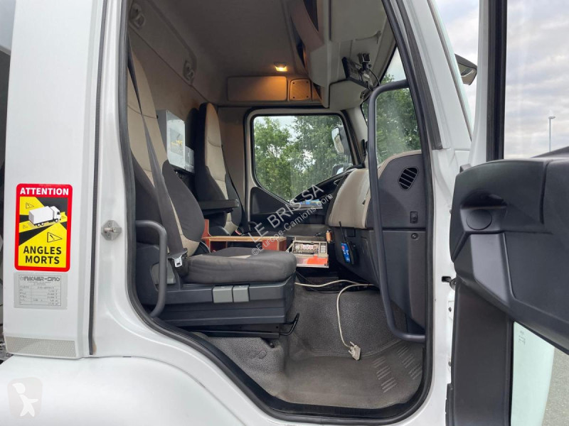 Camion Renault  MIDLUM 270.18