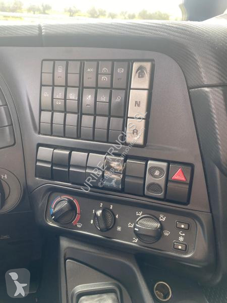 Kamion Iveco AD 260 S 36 Y/PS
