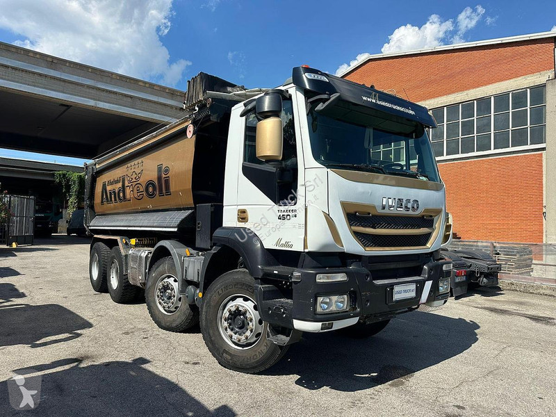 Kamion Iveco TRACKKER 450