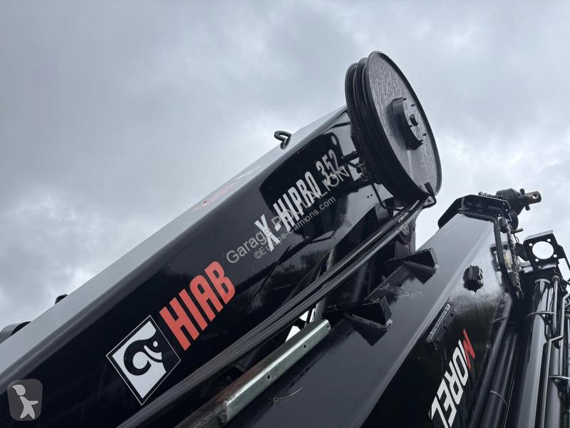 Kamion Mercedes 8x4 AVEC GRUE HIABX-325HIPRO...
