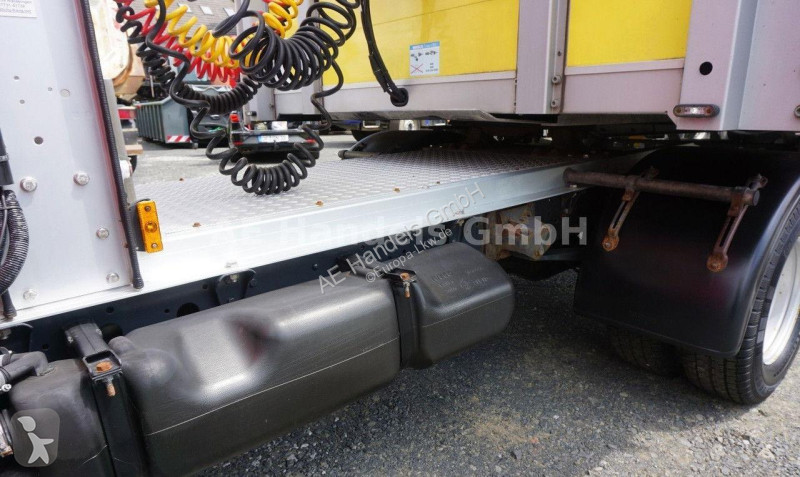 Trækker med sættevogn Iveco 65